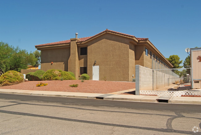 Building Photo - Carol Haynes Apartments