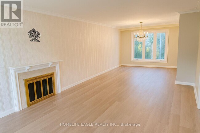 Building Photo - 33 Sumner Heights Dr