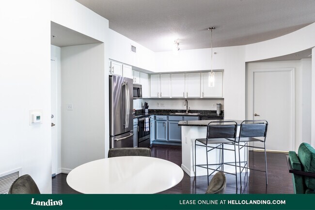 Building Photo - 440 NE 4th Ave