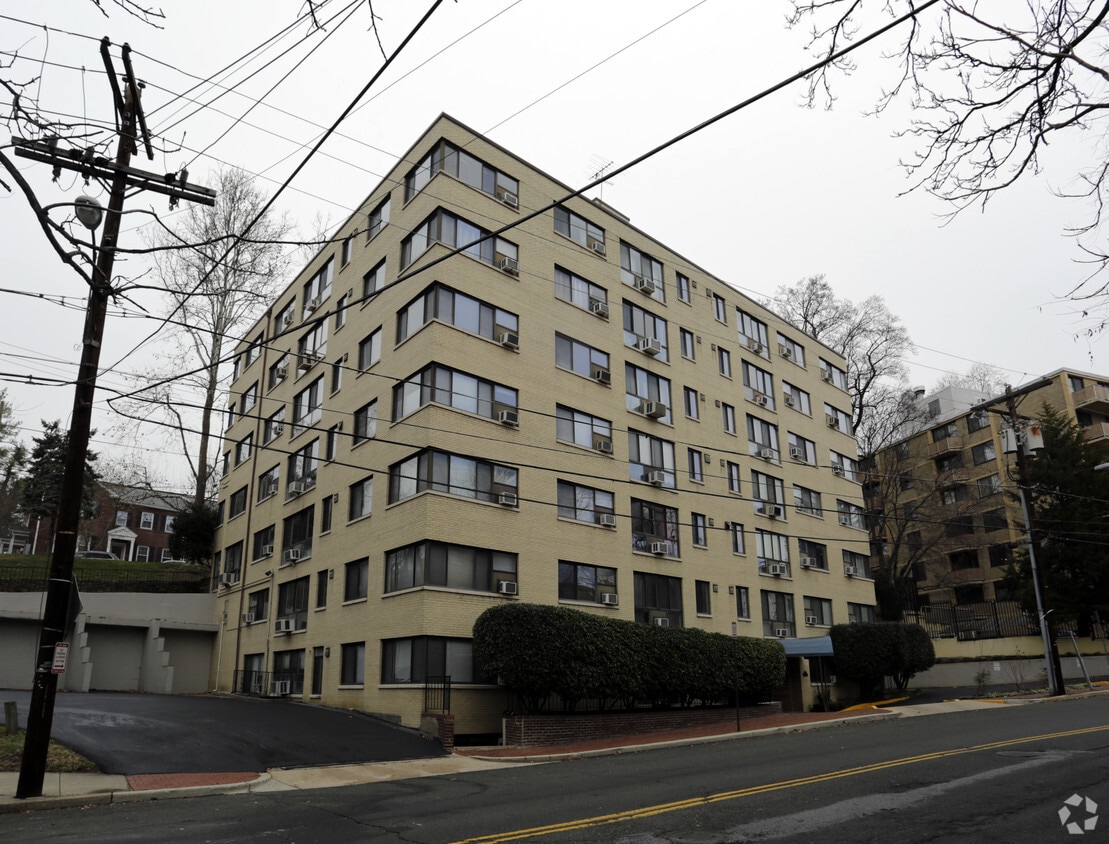Building Photo - Winchester Fulton