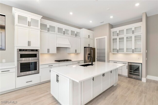 Building Photo - 9441 Caymas Ter