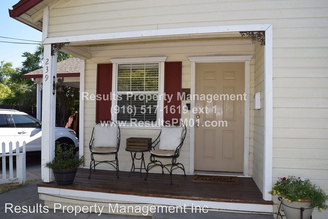 Building Photo - 2 br, 1 bath House - 239 Fig Street