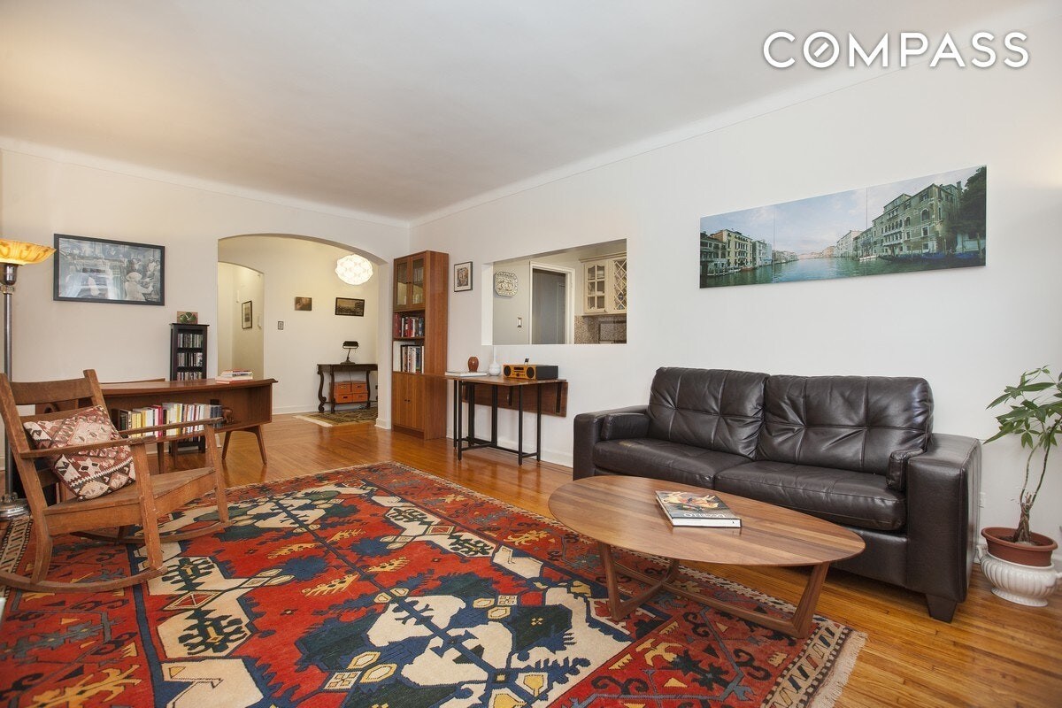811 Cortelyou Rd Unit 2E, Brooklyn, NY 11218 Condo for Rent in