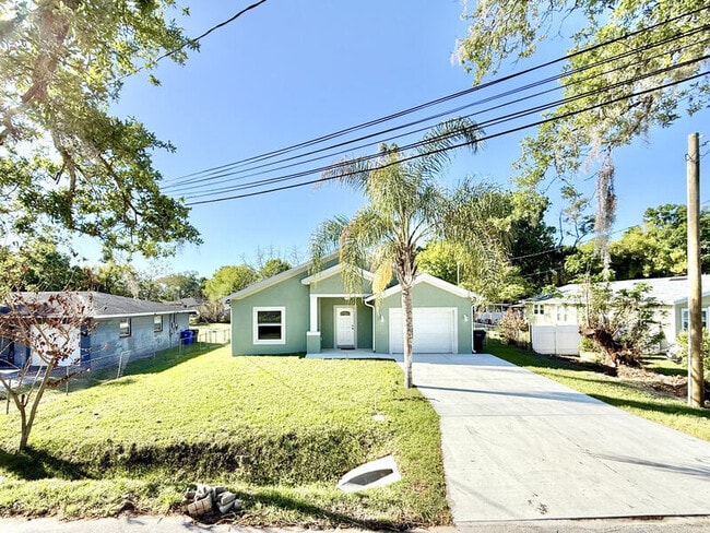 Building Photo - 242 Petteway Dr