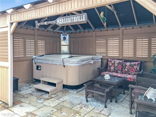 Foto del edificio - 4 br, 4 bath House - 527 10th St