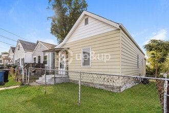 Building Photo - 152 W Etta Ave