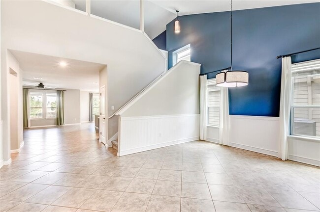 Foto del edificio - 245 Deep Creek Dr