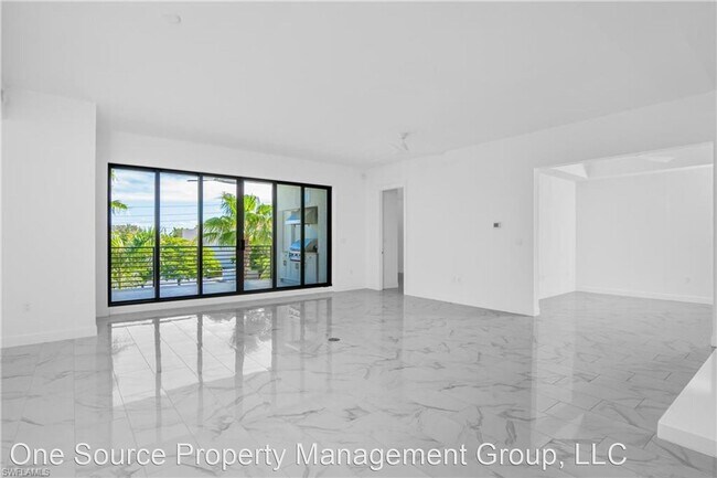 Foto del edificio - 2 br, 2.5 bath House - 1125 Central Ave #375