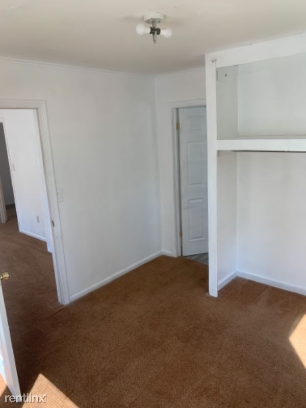 Building Photo - 3 br, 1 bath House - 1315 N Yale Ave