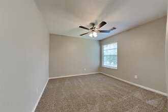Building Photo - 8815 Lawncliff Ln