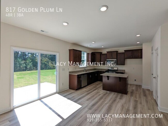 Building Photo - 817 Golden Plum Ln
