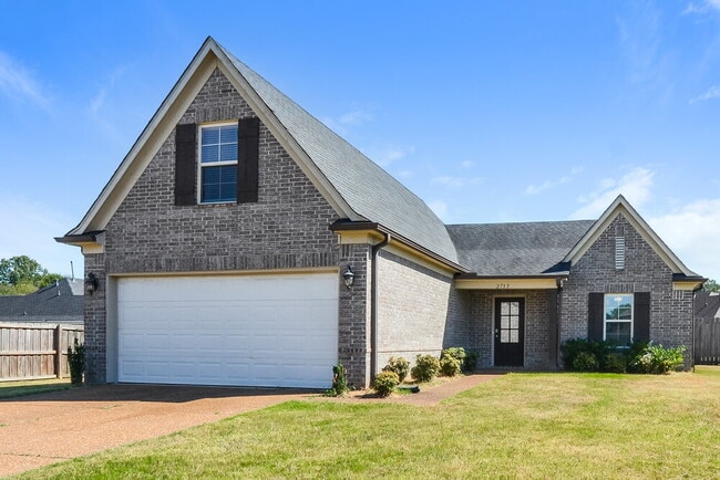 Building Photo - 2733 Sapper Ln