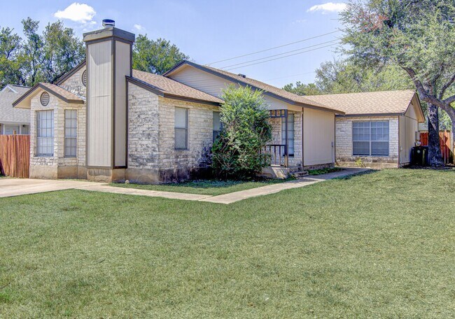 Foto del edificio - 9624 Sugar Hill Dr