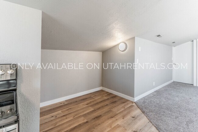 Foto del edificio - 87 N Center St