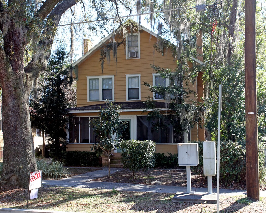 Foto del edificio - 808 E Livingston St