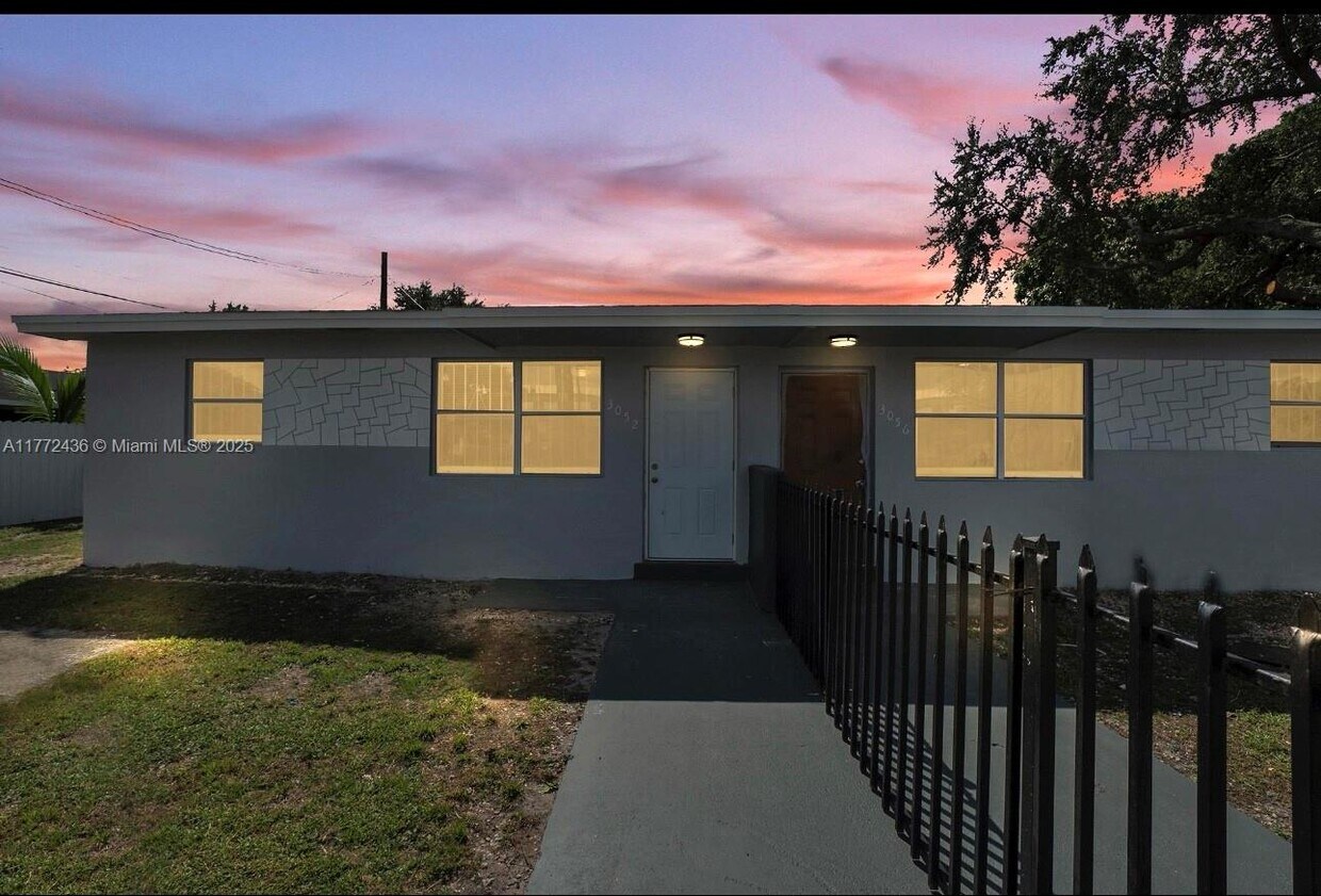 Primary Photo - 3056 NW 78th St
