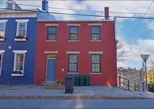 Building Photo - 201 Mulberry St