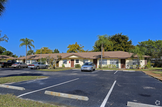 Foto del edificio - Stuart Manor Apartments