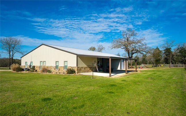 Building Photo - 7797 Old Reliance Rd