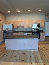 Building Photo - 20 S 3rd St