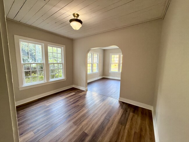 Foto del edificio - 2307 Pine St