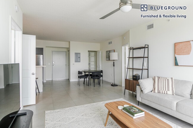 Foto del edificio - 729 NW 2nd St