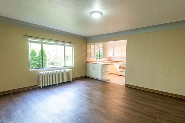 Photo du bâtiment - Island Manor Apartments