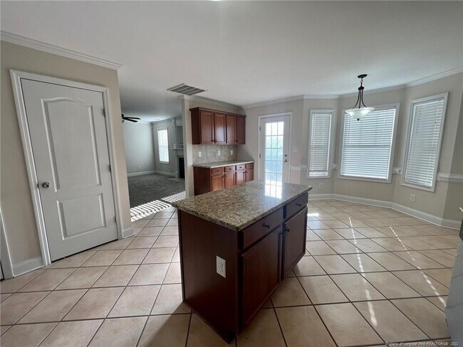 Building Photo - 1659 Rock Creek Ln
