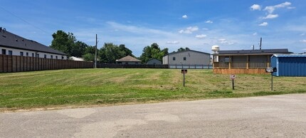 Building Photo - 21105 Briar Cove Cir