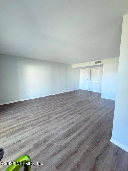 Foto del edificio - 2325 Costa Verde Blvd