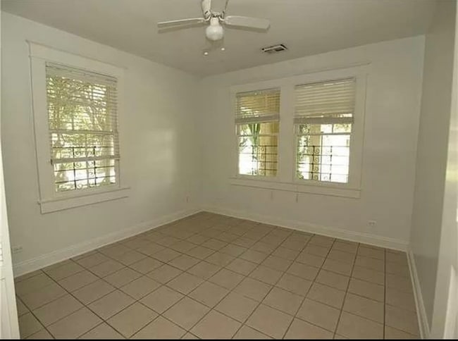 Photo - 2536 State St Apartment