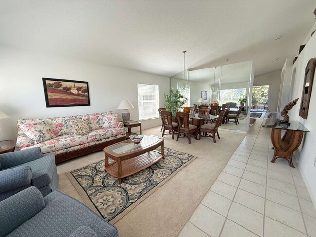 Building Photo - "Charming 3-Bed Oasis with 2 Full Baths in...