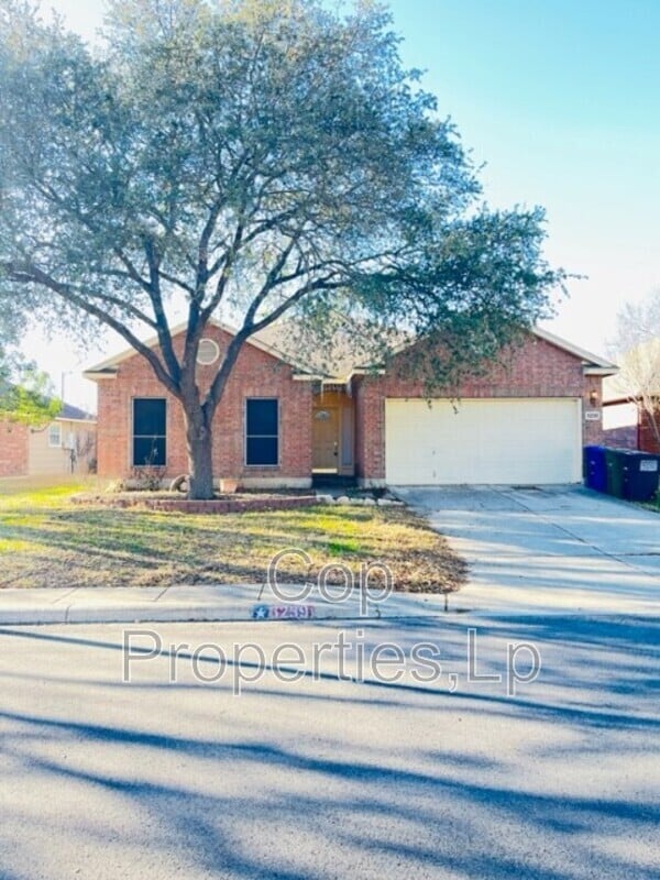 Building Photo - 6239 Parkland Oaks Dr