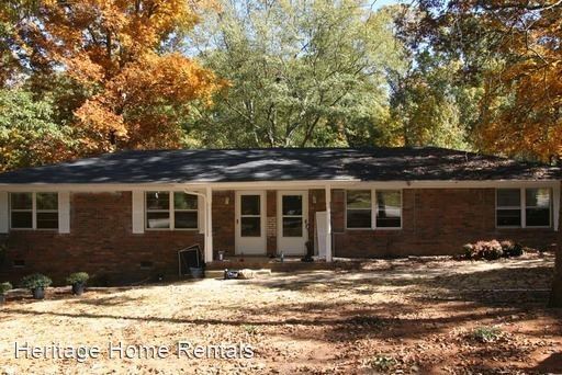 Primary Photo - 2 br, 1 bath House - 6700 Maxwell Drive #B