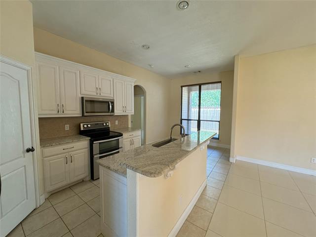 Building Photo - 8213 Edgepoint Tr