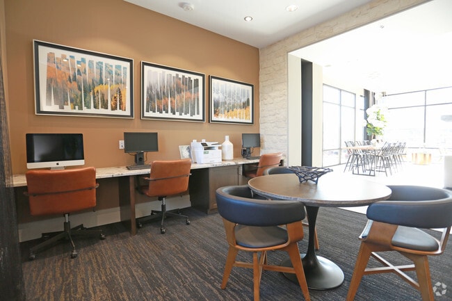 Interior Photo - Gateway Arvada Ridge