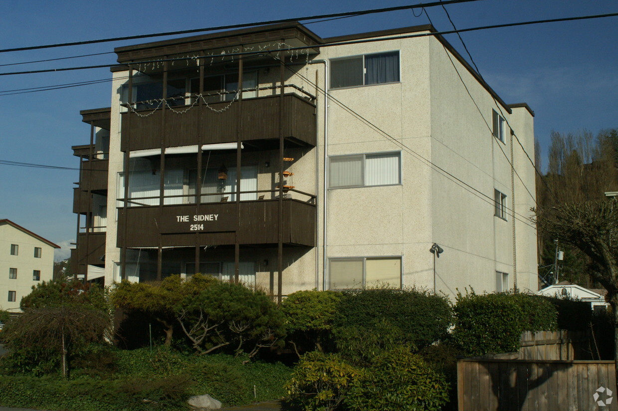 Foto del edificio - 2514 57th Ave SW