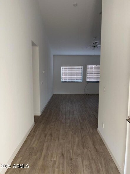Building Photo - 3650 N Hohokam Dr
