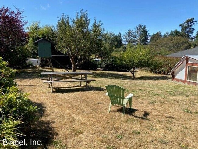 Building Photo - 4 br, 2 bath House - 112 11th ST