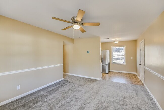 Foto del edificio - 1628 1st St NE