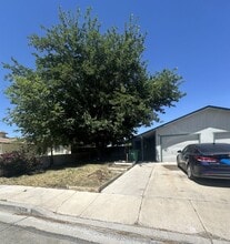 Building Photo - 309 Andrea Way