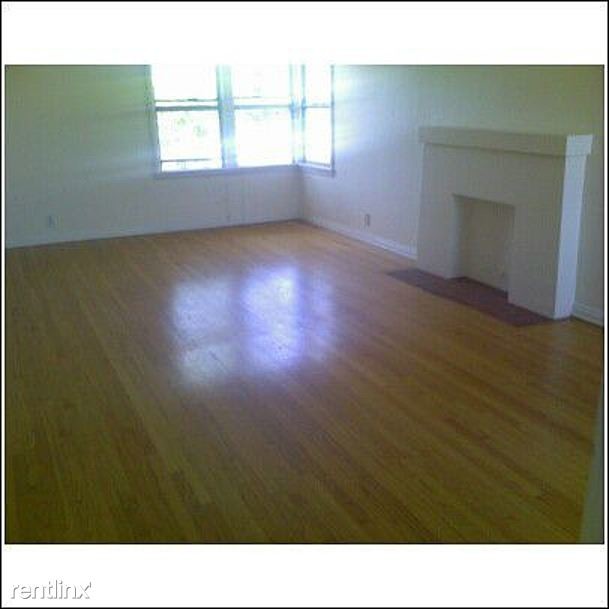 Foto del edificio - 4701 E Colorado St