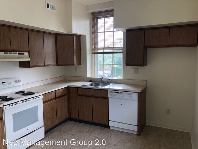 Building Photo - 2 br, 2 bath House - 7 N Hamilton St #3