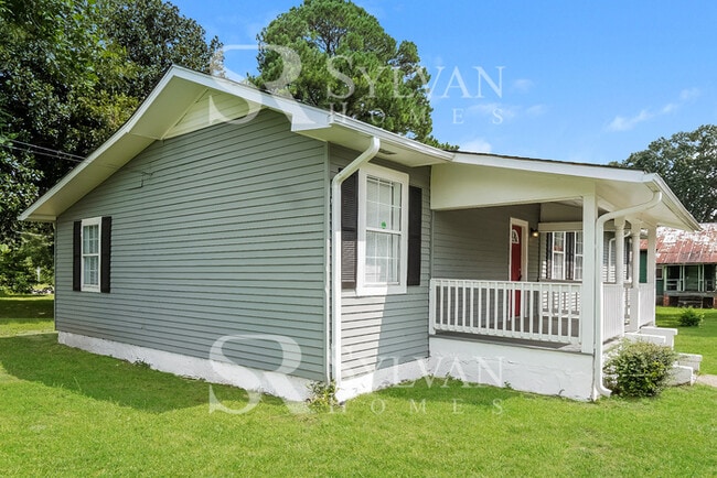 Building Photo - The Lifestyle You Deserve.