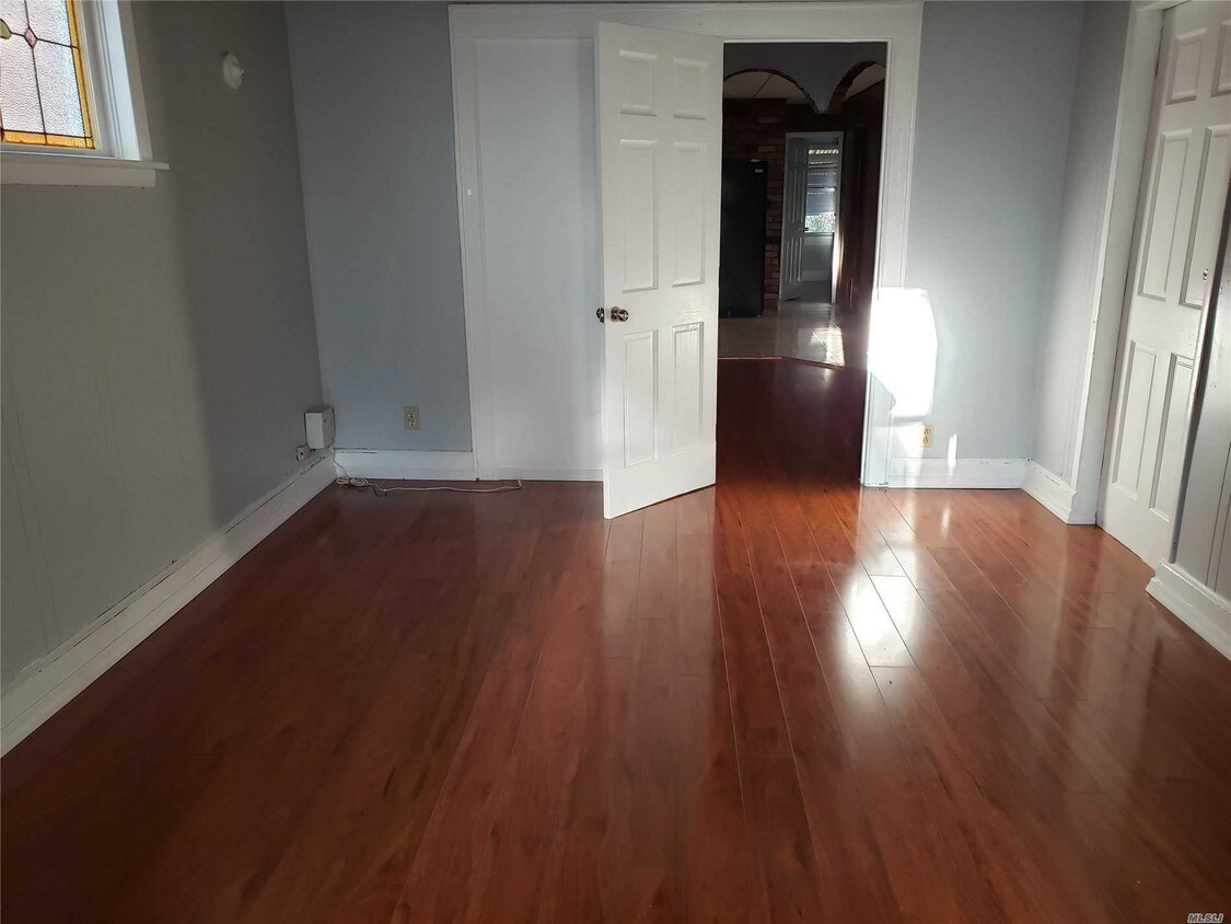Foto principal - 110-36 107th St