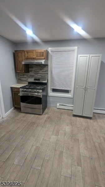 Foto del edificio - 309 W Broadway