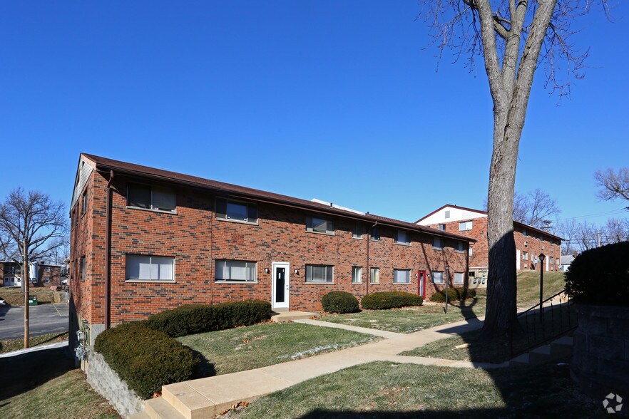 Shannon Fox Apartments Rentals Saint Louis, MO