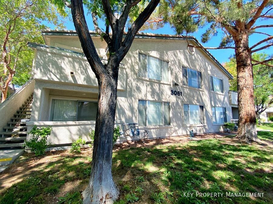 Primary Photo - 3061 Key Largo Dr