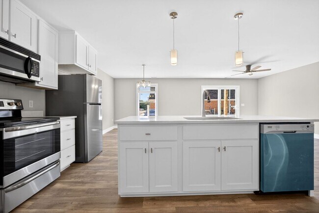 Foto del edificio - 624 Westwoods Rd