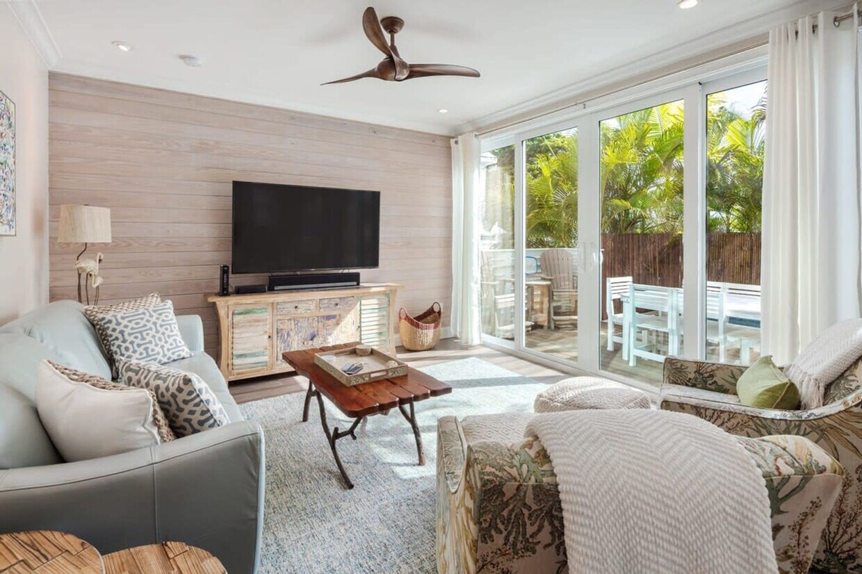 Foto principal - 1315 Whitehead St